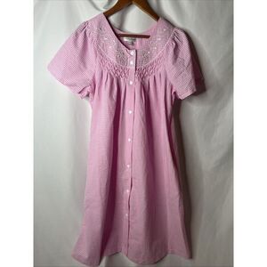 Miss Elaine Seersucker Gingham Checkered Short Sleeve Snap Front Robe‎ Pink S